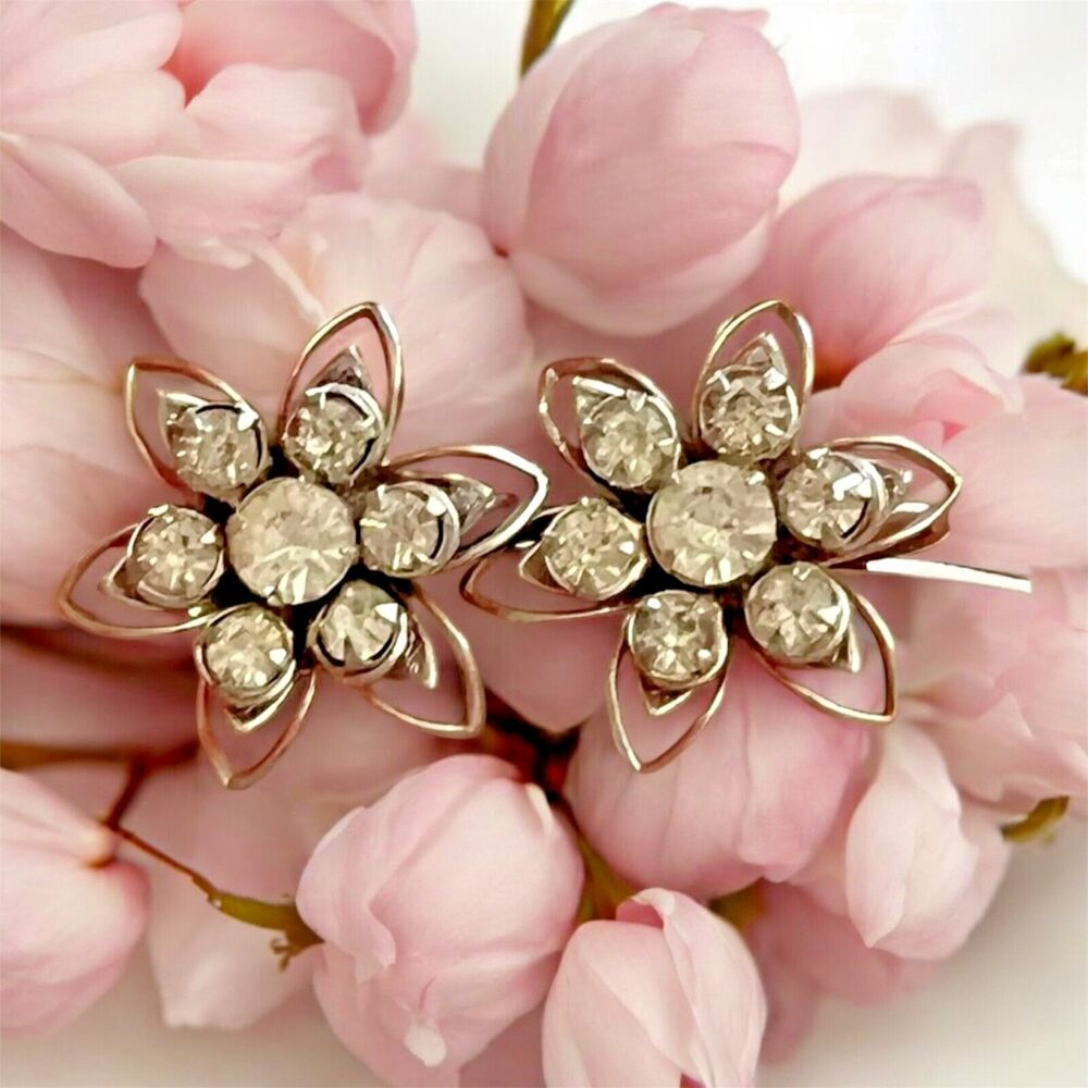 Earrings Rhinestone Flower Screwback  silvertone  1 inch